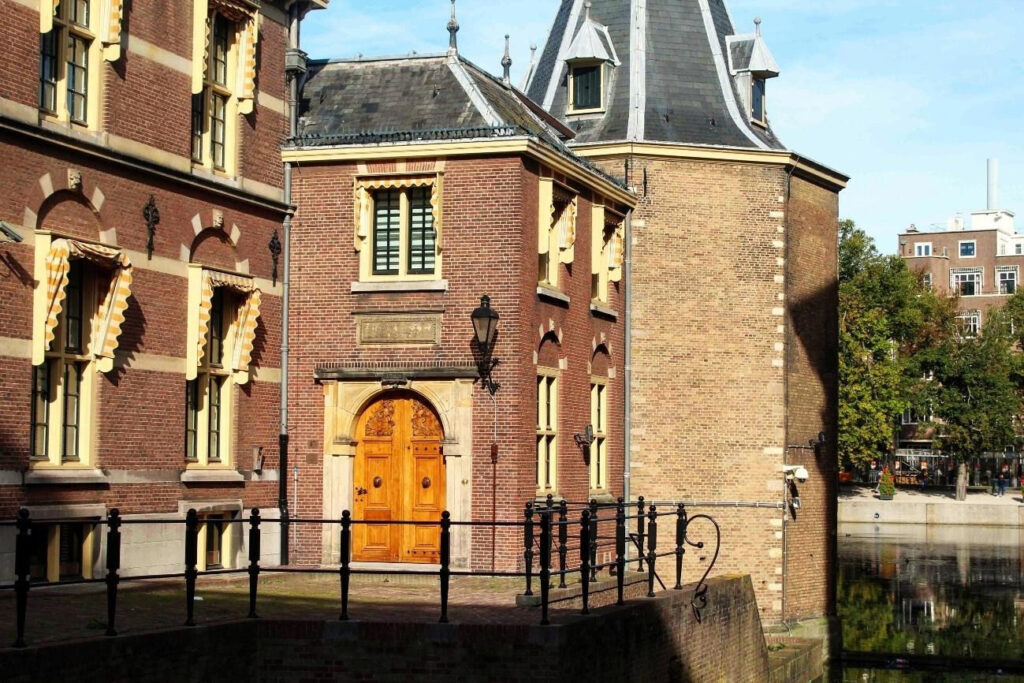 Foto do gabinete do primeiro ministro no binnenhof