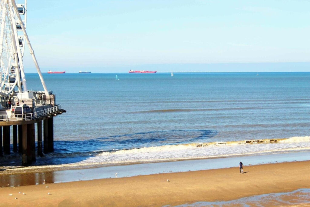 Foto do Pier e praia de Scheveningen